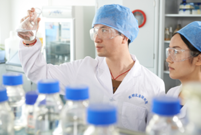 光明乳業攜手華熙生物 以生物科技賦能乳品創新，共筑女性健康新生態